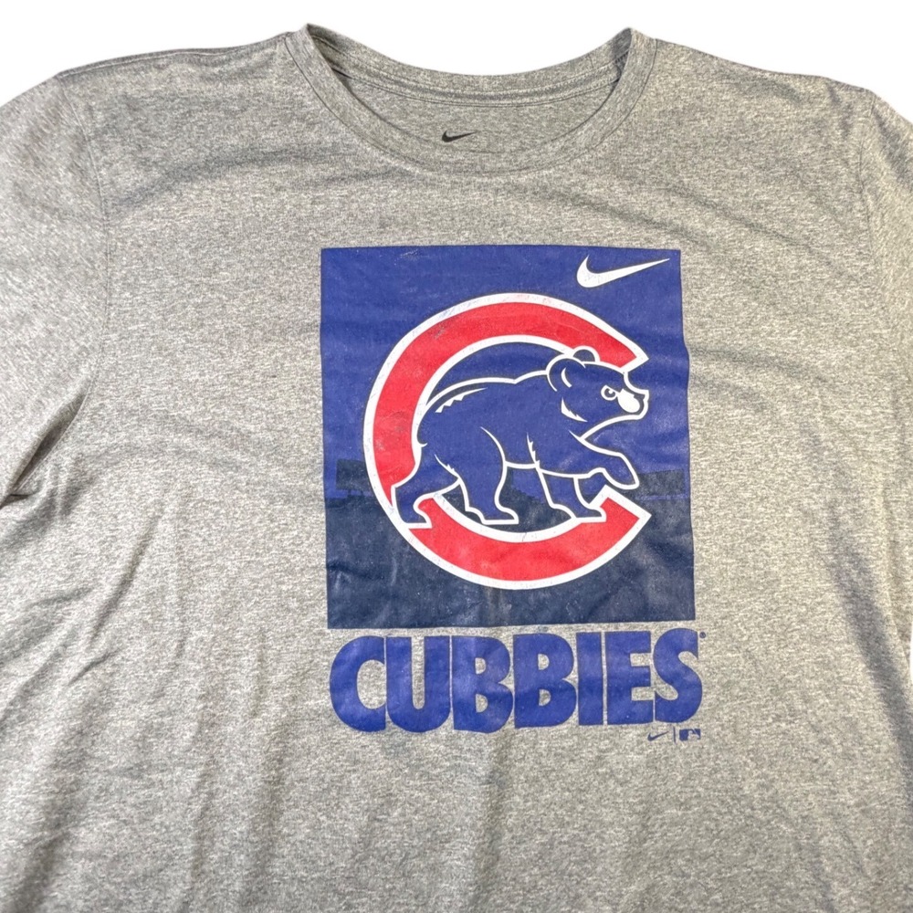 Nike Chicago Cubs Cubbies Dri-FIT Shirt Mens Medium Gray MLB Baseball T-Shirt K1